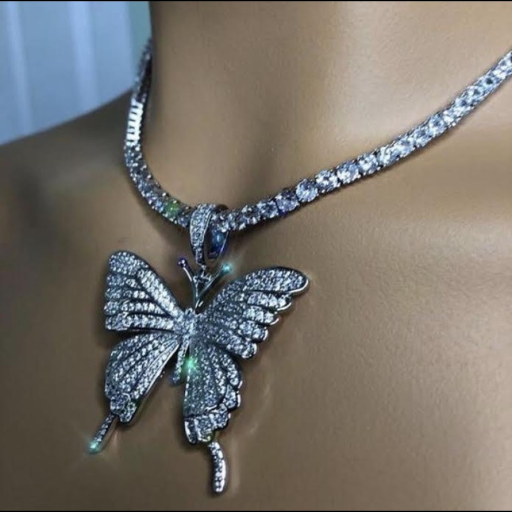 Butterfly Chain - Picture 2 of 3